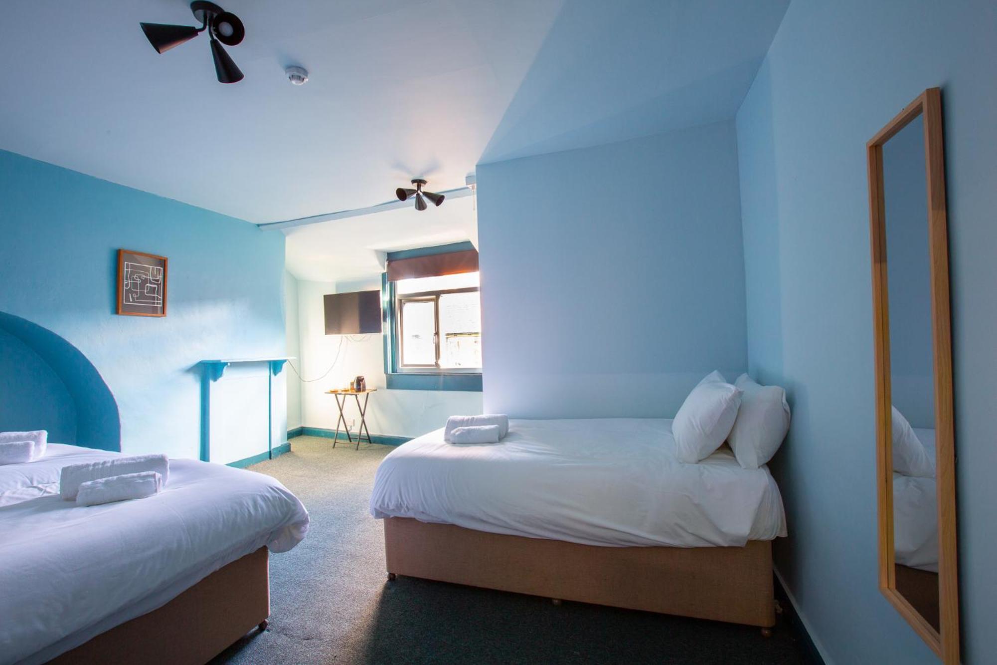 The Crown & Anchor Hotel แมนเชสเตอร์ ภายนอก รูปภาพ